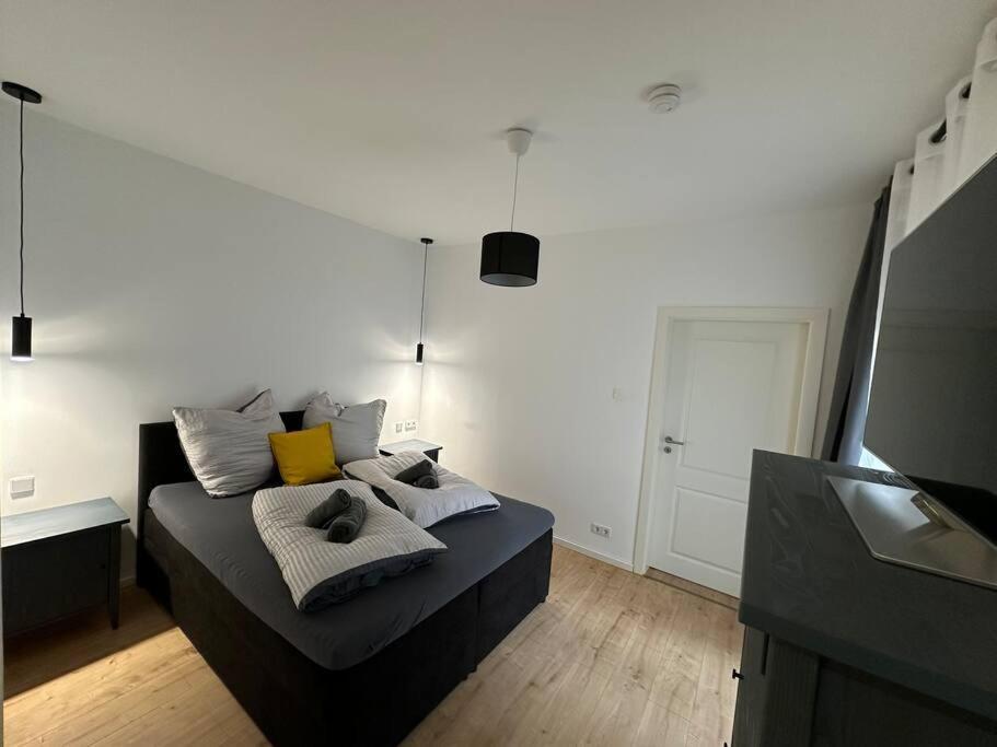Ferienwohnung Modern, Stylisch Und Zentral! Meuselwitz Exterior foto